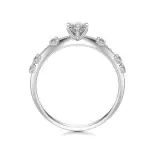 Pierścionek białe złoto z diamentami